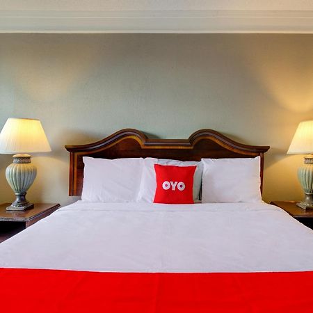 Oyo Hotel Douglas Ga Us-441 Eksteriør bilde