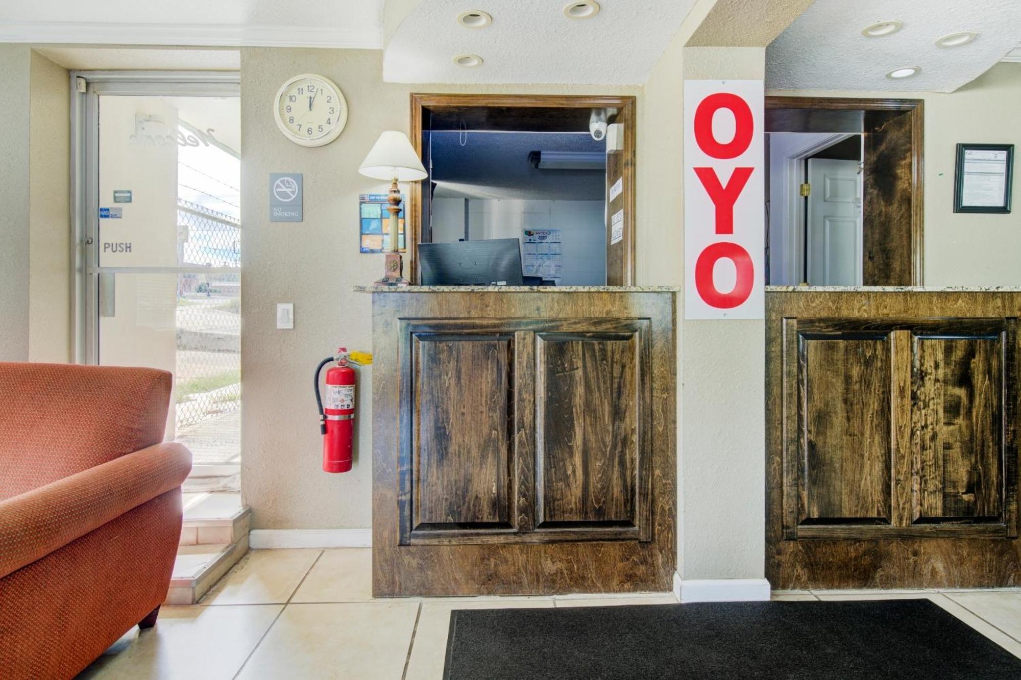 Oyo Hotel Douglas Ga Us-441 Eksteriør bilde