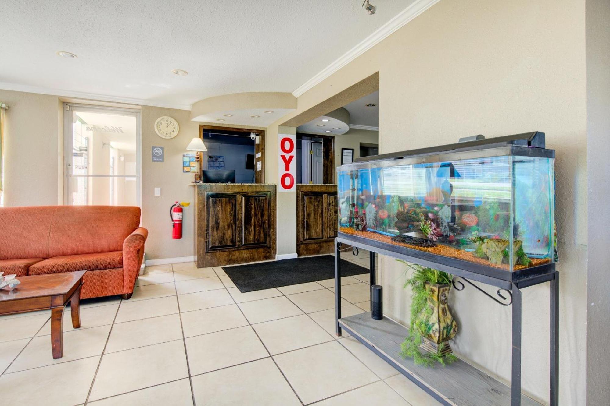 Oyo Hotel Douglas Ga Us-441 Eksteriør bilde