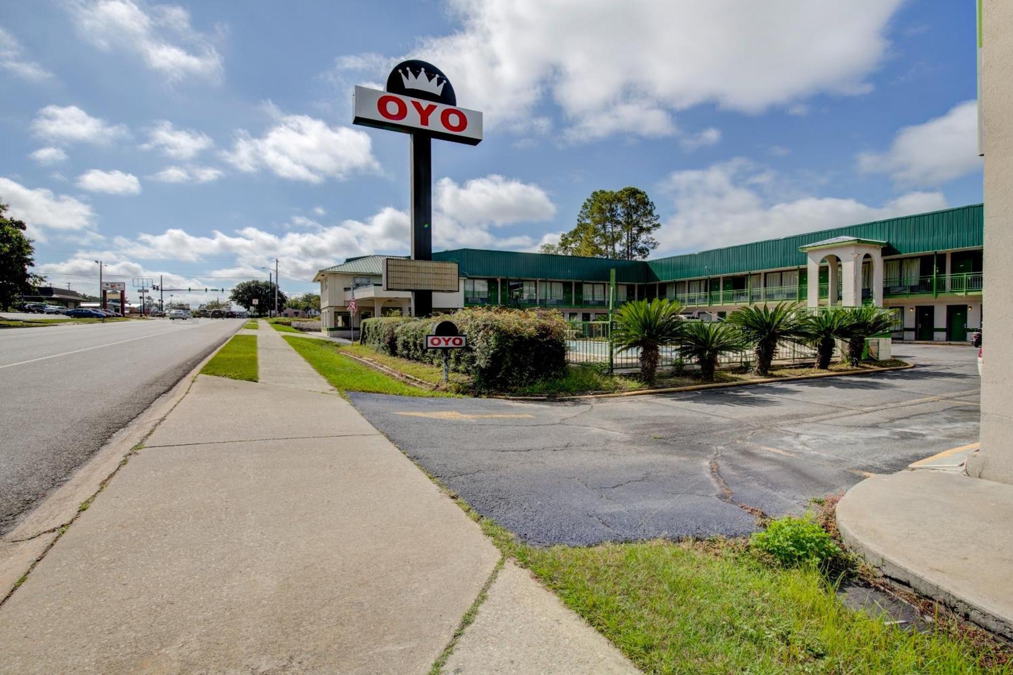 Oyo Hotel Douglas Ga Us-441 Eksteriør bilde